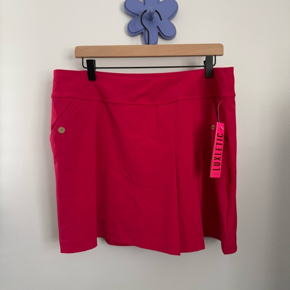 Lilly Pulitzer 16 NEW Antibes Skort Poinsettia Red UPF 50+ Pleated - Picture 2 of 11